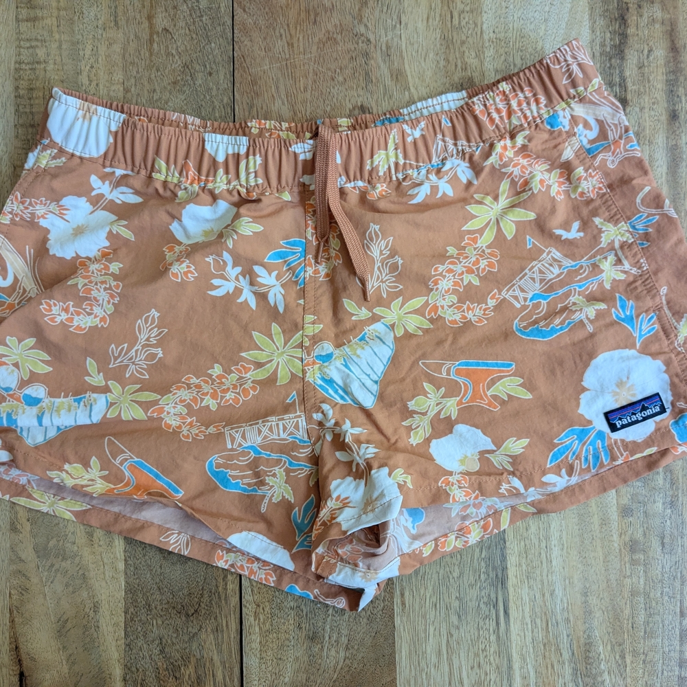 Patagonia Tan and Orange Athletic Shorts